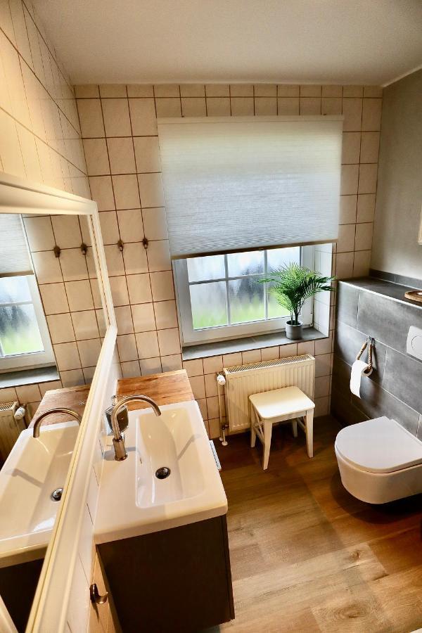 Nessmersiel, Renovierte Erdgeschosswohnung Mit Garten In Deichnaehe, Wallbox, Bettwaesche Inklusive Neßmersiel Exterior foto
